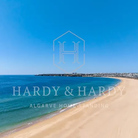 H&H: Chic Seaside Apartment Near Meia Praia Beach Lagos Exterior photo